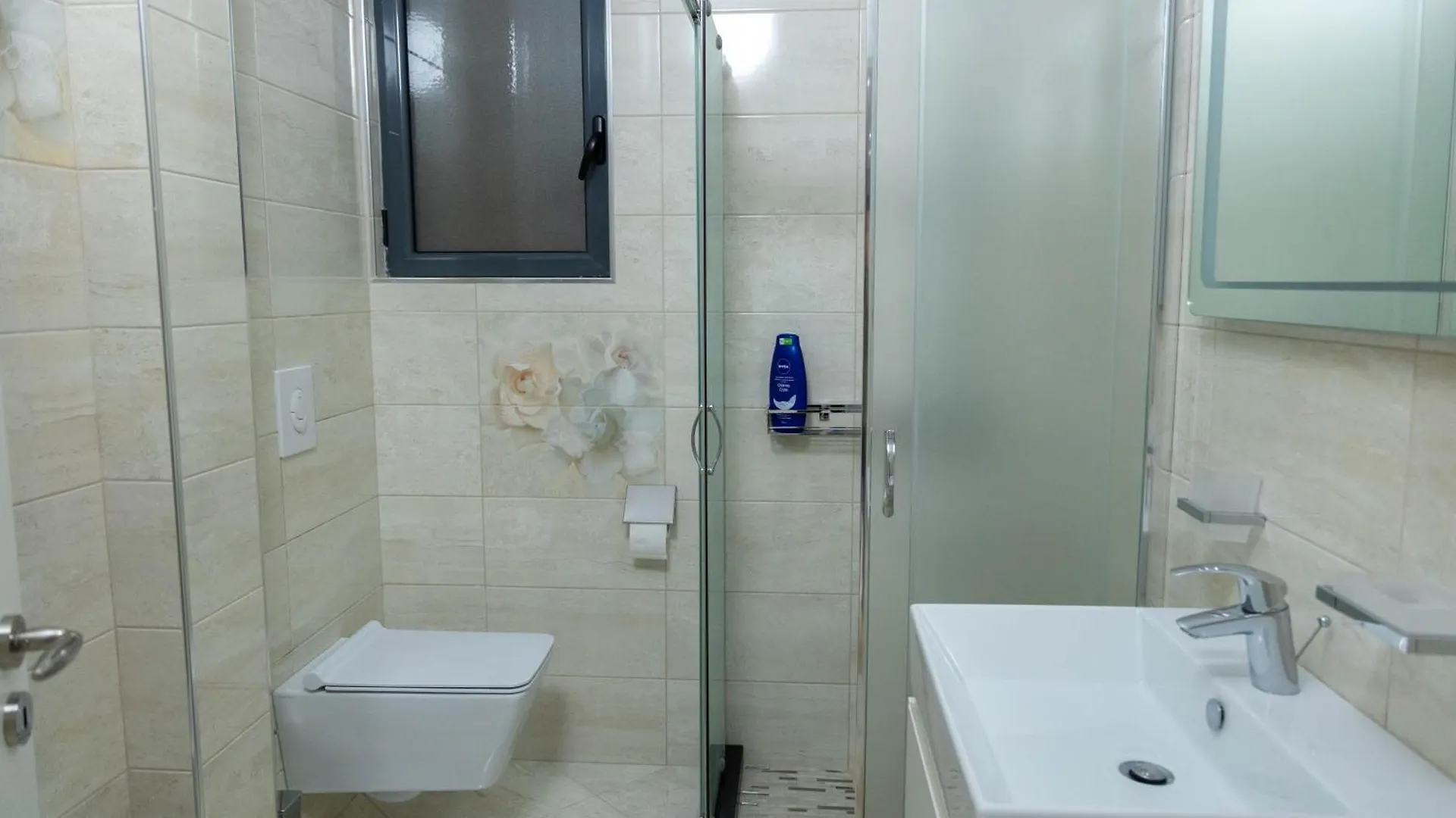 Luxury Lungomare Apartament Vlorë